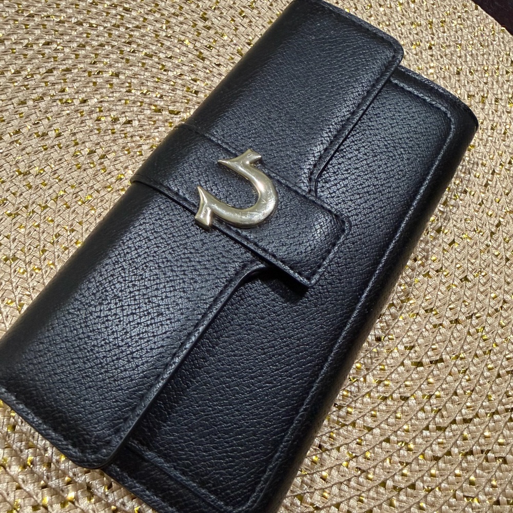 Black Women's Leather Clutch Wallet with Silver Accent
